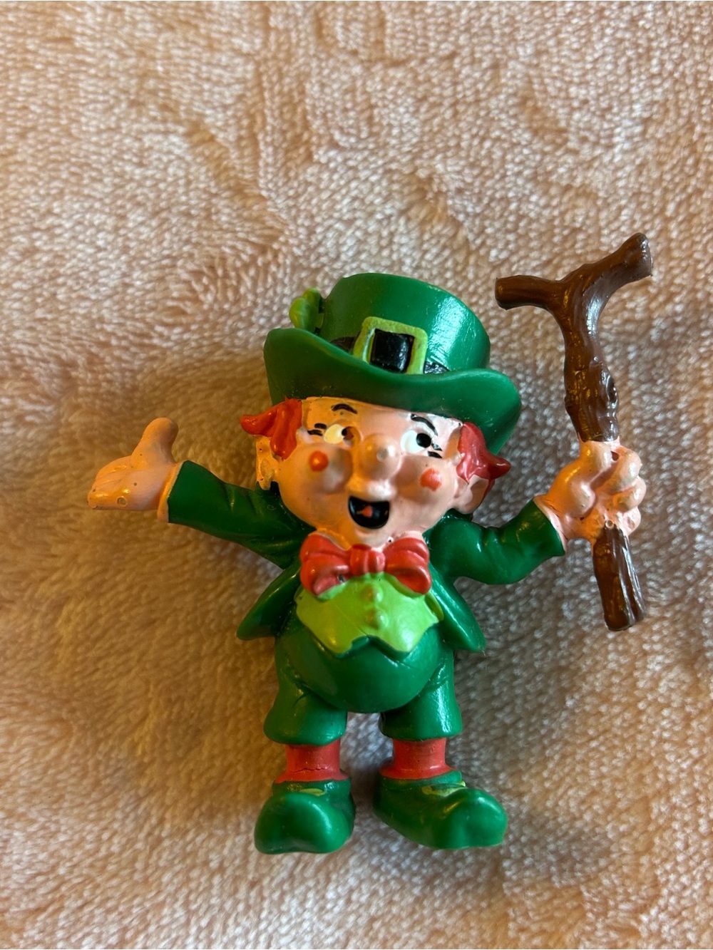 Vintage 1980 W. Berrie miniature St. Patrick’s Day leprechaun pvc figurine